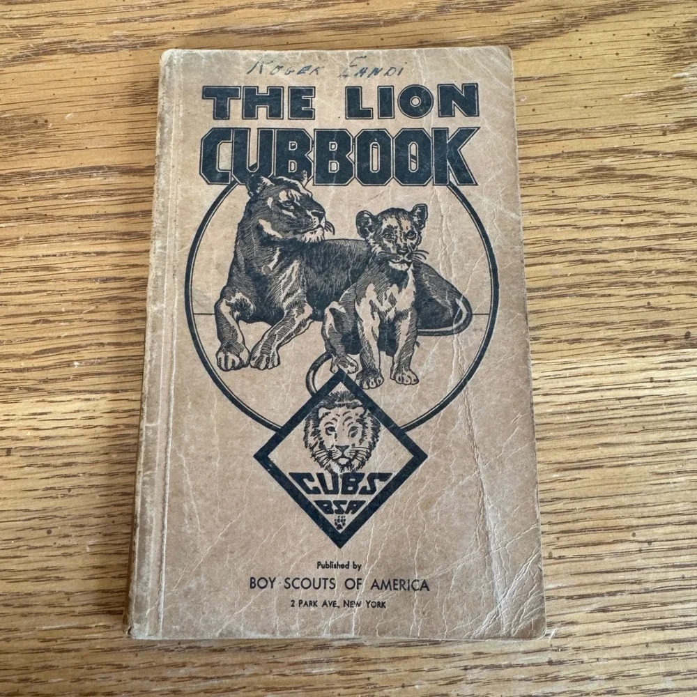 Vintage 1943 Boy Scouts of America Lion Cub Scout Handbook Cat No 3244 BSA Book